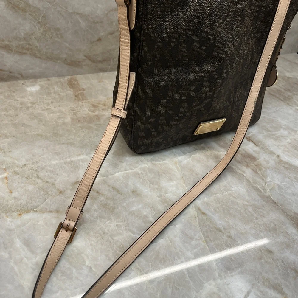 Michael Kors Dark Brown Monogram Shoulder Bag - Picture 10 of 13
